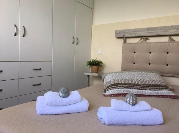 Kasteli Suite Poros Town Eksteriør billede