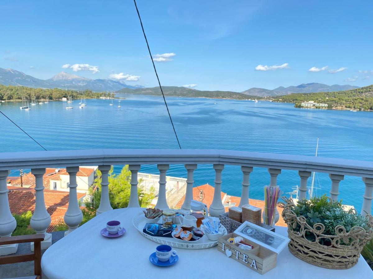 Kasteli Suite Poros Town Eksteriør billede