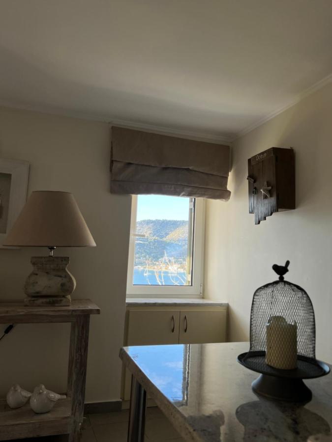 Kasteli Suite Poros Town Eksteriør billede